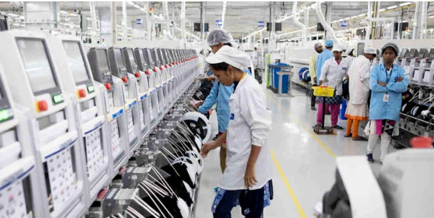深南电路无锡工厂最新动态；富士康印度iPhone组装业务被迫暂停…