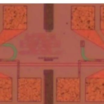 以硅基光电子技术构建通用元胞自动机（Universal Cellular Automation）