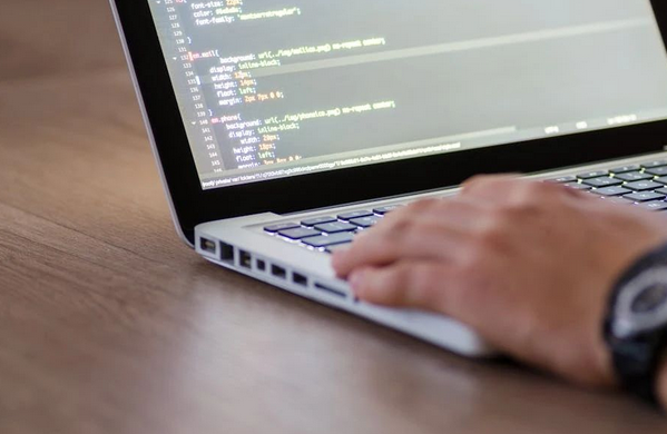 为什么说嵌入式开发不能没有Windows？