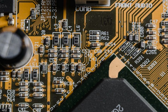 解析STM8的I2C接口核心机制与配置