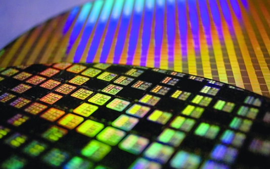 Intel已破解芯片成本问题，可与台积电正面一战