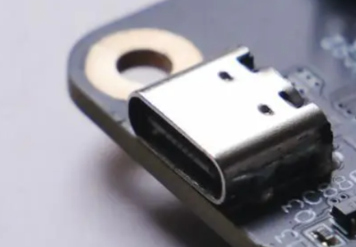 PCB焊盘长孔设计：如何精准表达孔径？